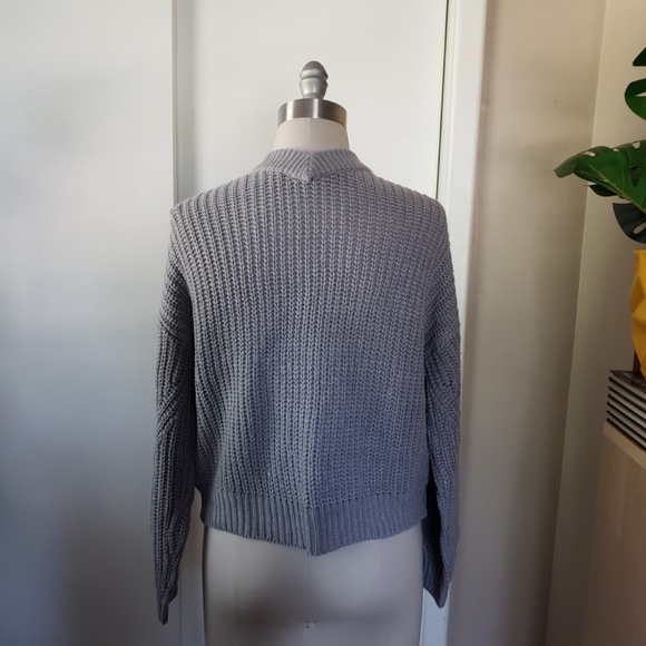 Contemporary Gray Sweater Size Small NEW! - Picture 5 of 16